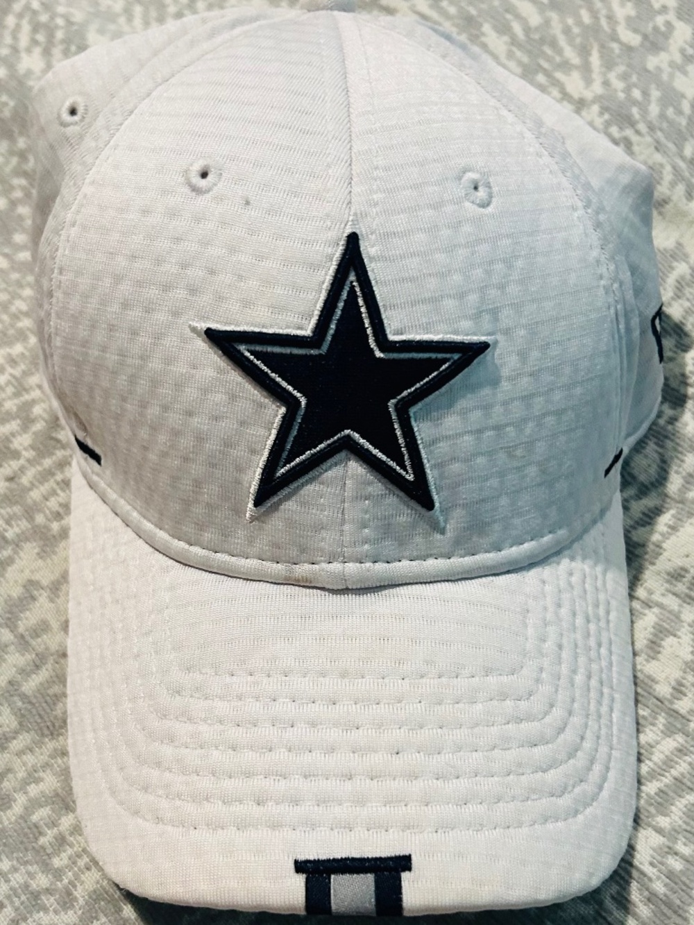 Dallas Cowboys New Era 2021 NFL Training Camp Fitted Hat M/L White